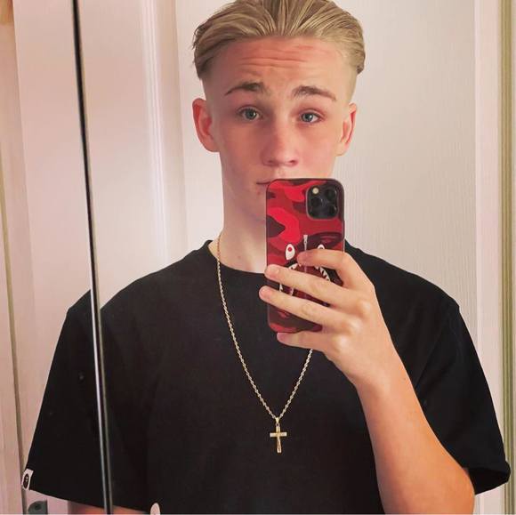 Meet your Posher, Steven - Picture 1 of 1